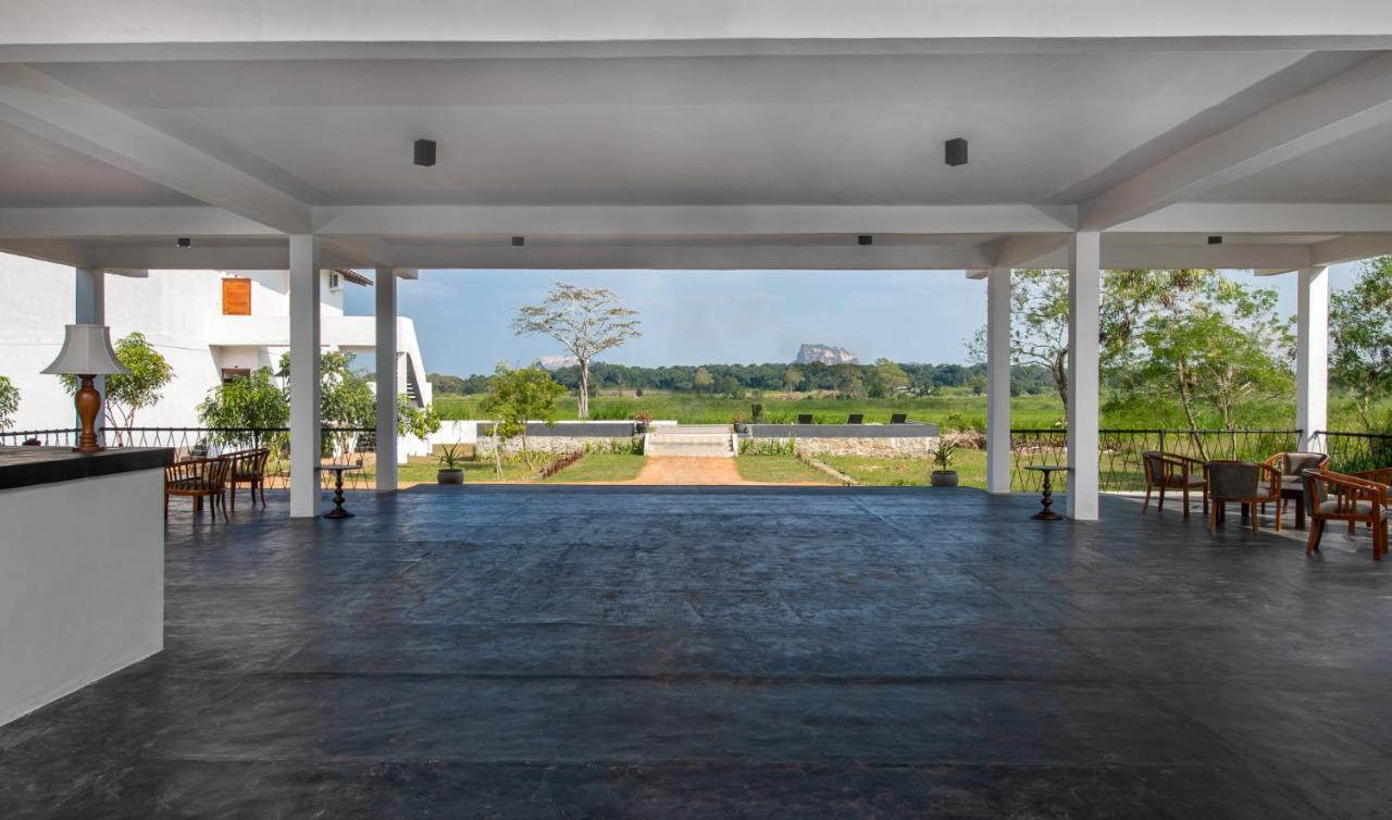 Ceylon Breeze Sigiriya Otel Dış mekan fotoğraf