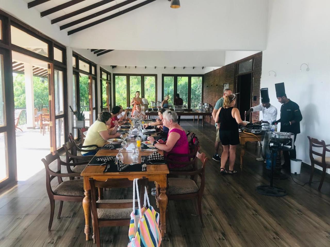 Ceylon Breeze Sigiriya Otel Dış mekan fotoğraf